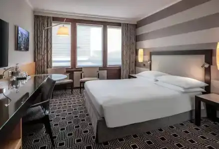 Hilton Geneva and Conference Centre - 35