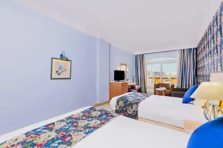 Royal Lagoons Resort & Aqua Park Families and Couples ONLY - 28
