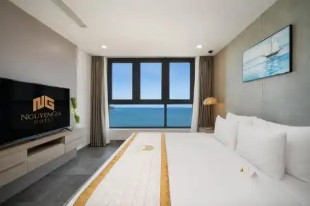 Nguyen Gia - 4