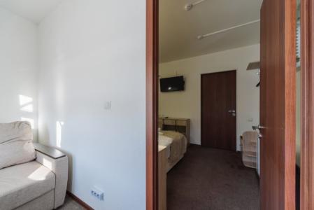 Simple Bon Voyage - 147