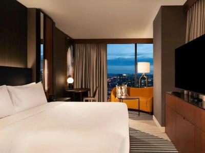 Grand Hyatt - 62
