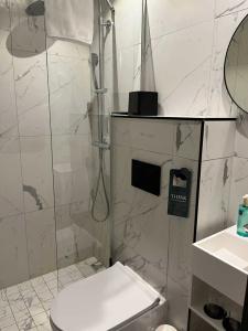 Karl Johan - 33