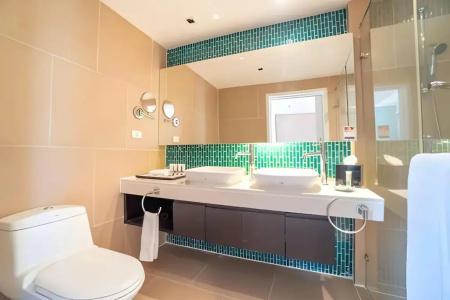 Radisson Resort and Suites Phuket - 42