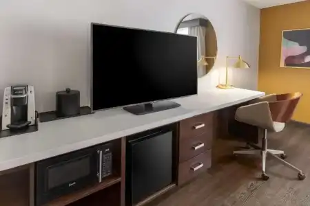 Hilton Garden Inn Los Angeles / Hollywood - 19