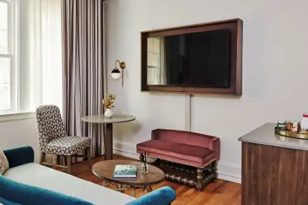 Artmore - Midtown - 19