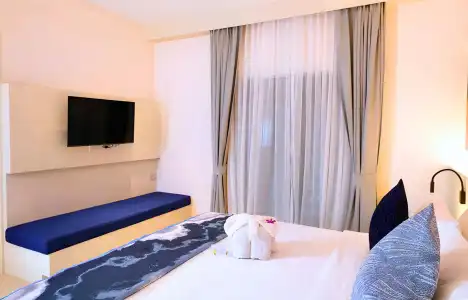 Amata Patong - 55