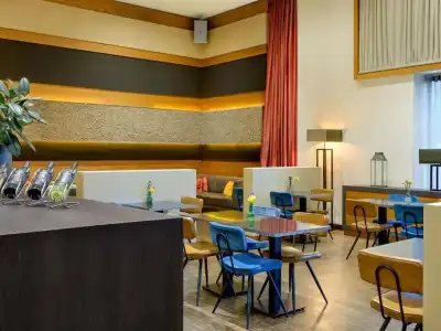 Mövenpick Amsterdam City Centre - 13