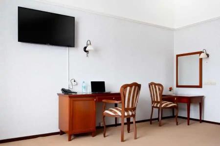 Magellan House - 48