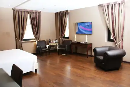 TH Roma - Carpegna Palace - 61