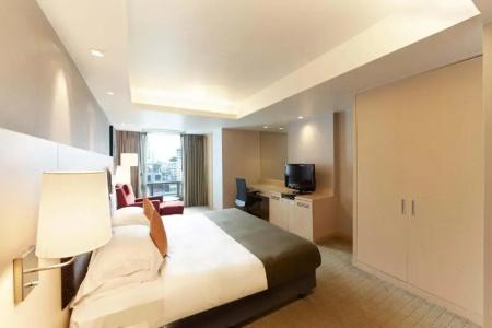 Sora Resort & Suites Sukhumvit - 6