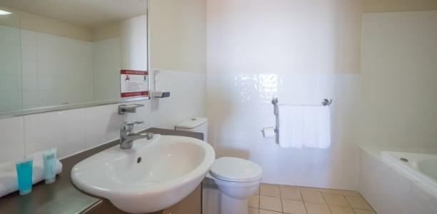 Broadbeach Savannah & Resort - 82