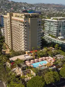 Four Seasons Los Angeles at Beverly Hills - 0