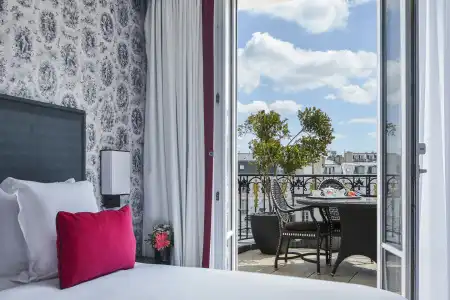 Maison Astor Paris, Curio Collection by Hilton - 9