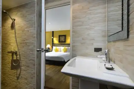 Andaman White Beach Resort - 7