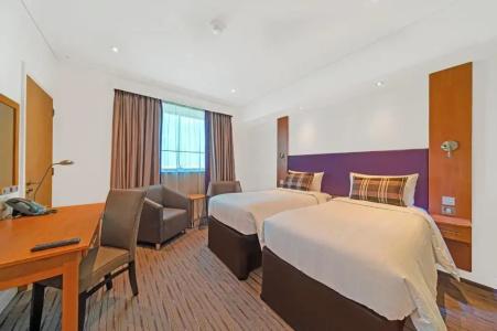 Premier Inn Dubai Investments Park - 32