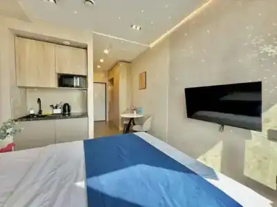 Travelto Petrovskiy Park - 87