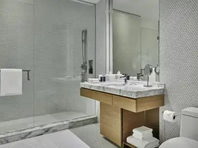 SLS LUX Brickell - 46