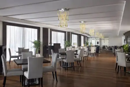 Marriott Al Jaddaf - 18