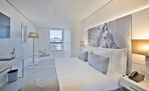 White Lisboa - 54