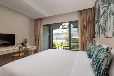 Sawaddi Patong Resort & Spa by Tolani - 103