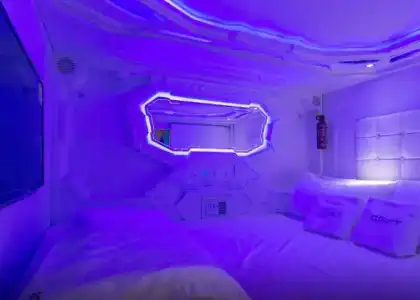 Met A Space Pod @ Arab Street - 34