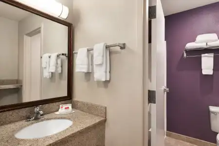 Baymont by Wyndham Springfield I-44 - 23