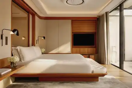 The Berkeley, Maybourne - 77
