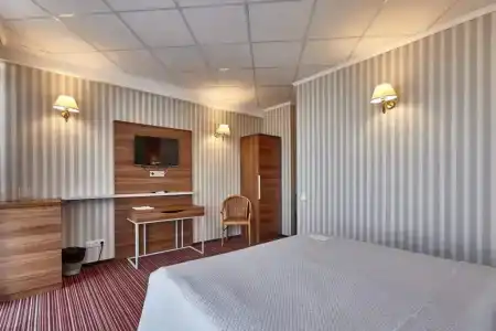 Bogemia on Vavilova Street - 85