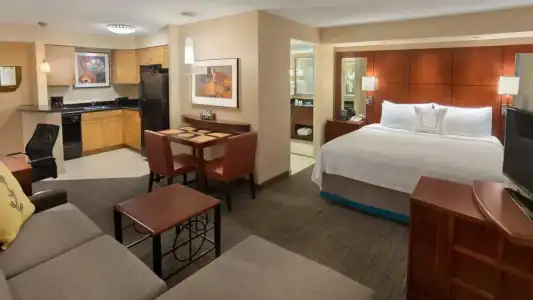 Residence Inn by Marriott Toronto Downtown / Entertainment District - 33