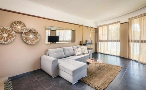 The Herbert Eilat - 45