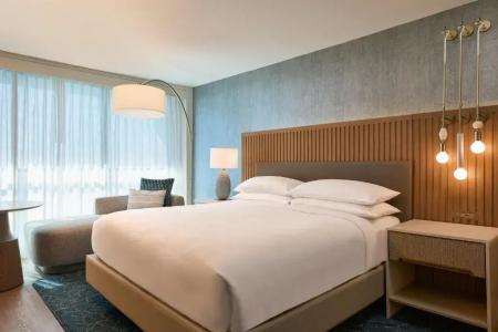 VEA Newport Beach, a Marriott Resort & Spa - 5