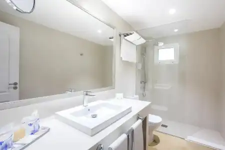 Arena Suite - Adults Only - 63