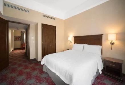 Hampton Inn & Suites by Hilton Mexico City - Centro Historico - 46