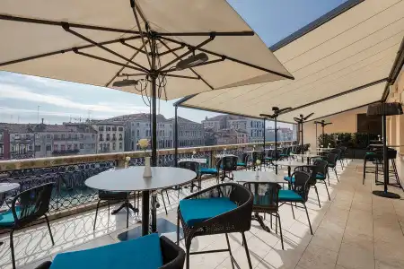 H10 Palazzo Canova - 24