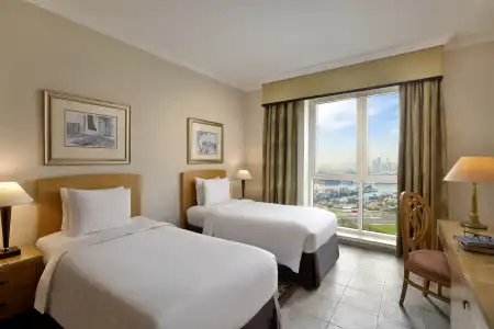 Marriott Executive Apartments Dubai Creek - 4