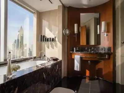Jumeirah Emirates Towers - 85