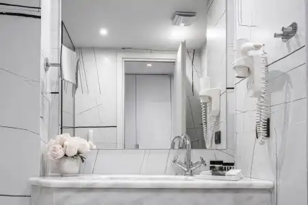 Astor Athens - 76