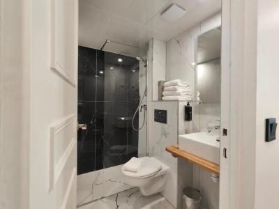 Atelier Montparnasse - 44