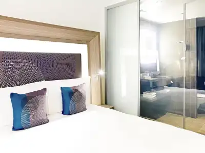Novotel London ExCeL - 8