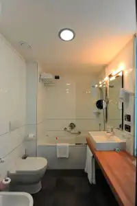 DoubleTree by Hilton Milan - 43