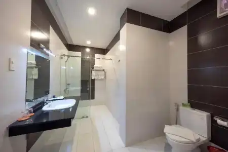 Nam Hai by OYO Rooms - 39