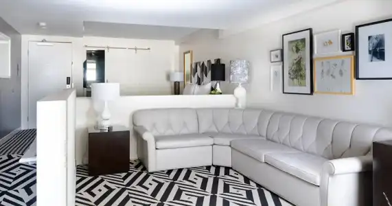 Chamberlain West Hollywood - 35