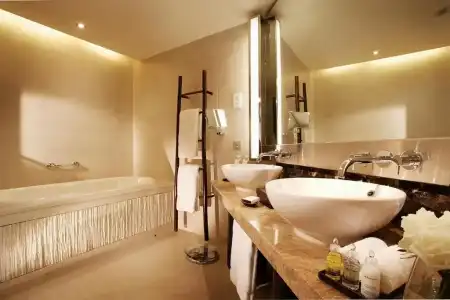 InterContinental Hanoi Westlake by IHG - 53