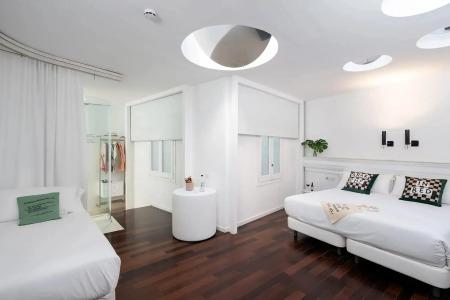 Chic & Basic Born Boutique - 30