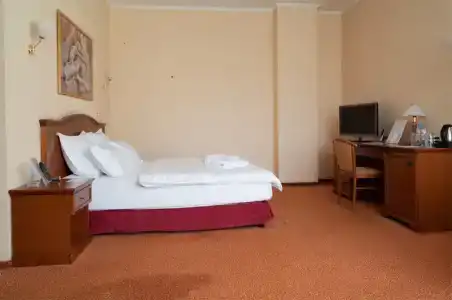 Select Paveletskaya - 93