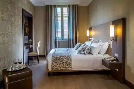 Savoy - 9