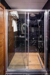 Novel Centre Point - 15