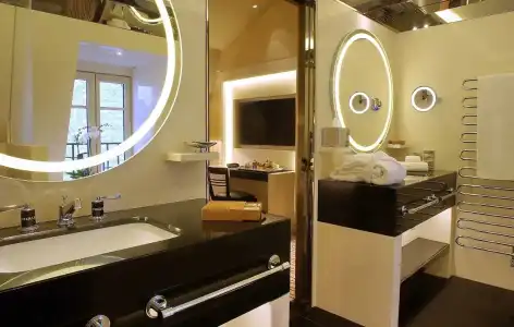 37 - Luxury Flat Montaigne - 32