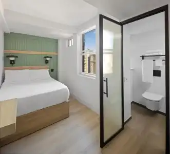 Riverside Tower - 9
