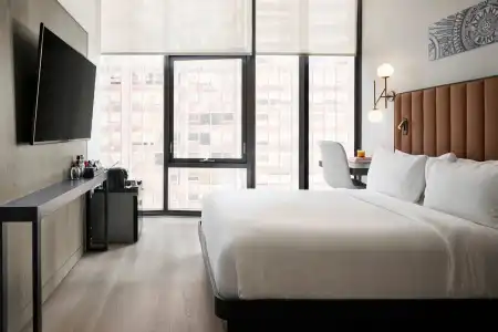 Arlo Chicago - 69